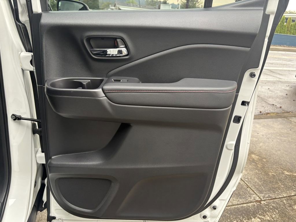 Used 2023 Honda Ridgeline Black Edition image 27