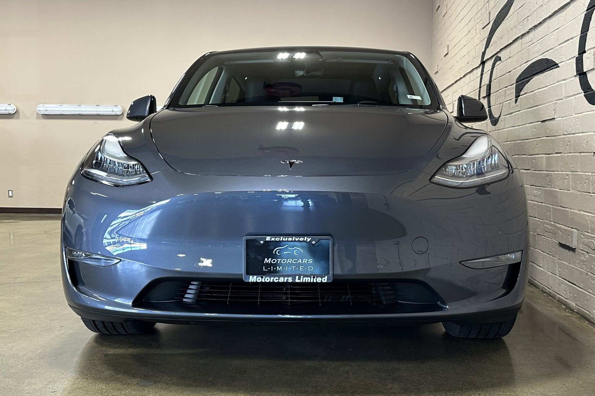 Used 2021 Tesla Model Y Long Range image 10