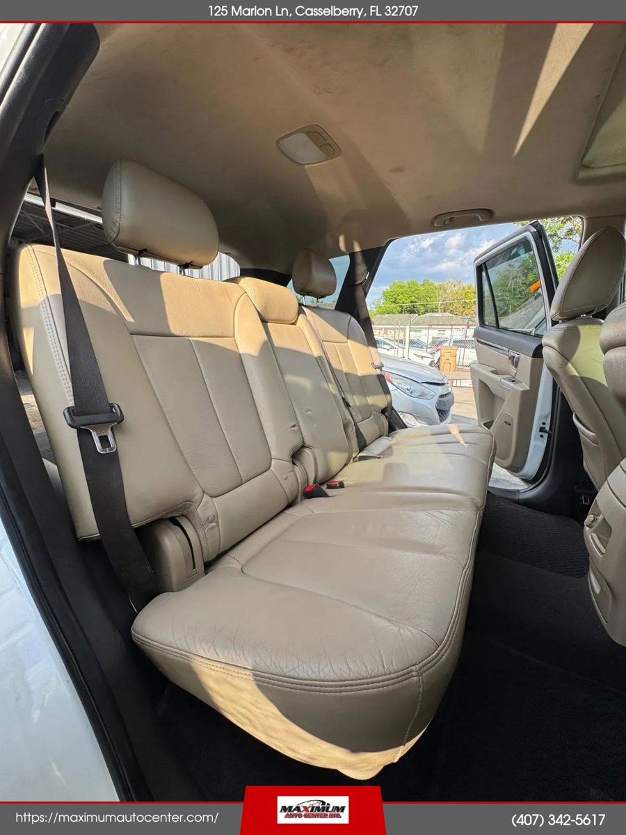 Used 2012 Hyundai Santa Fe Limited w/ Navigation Pkg 4 image 17