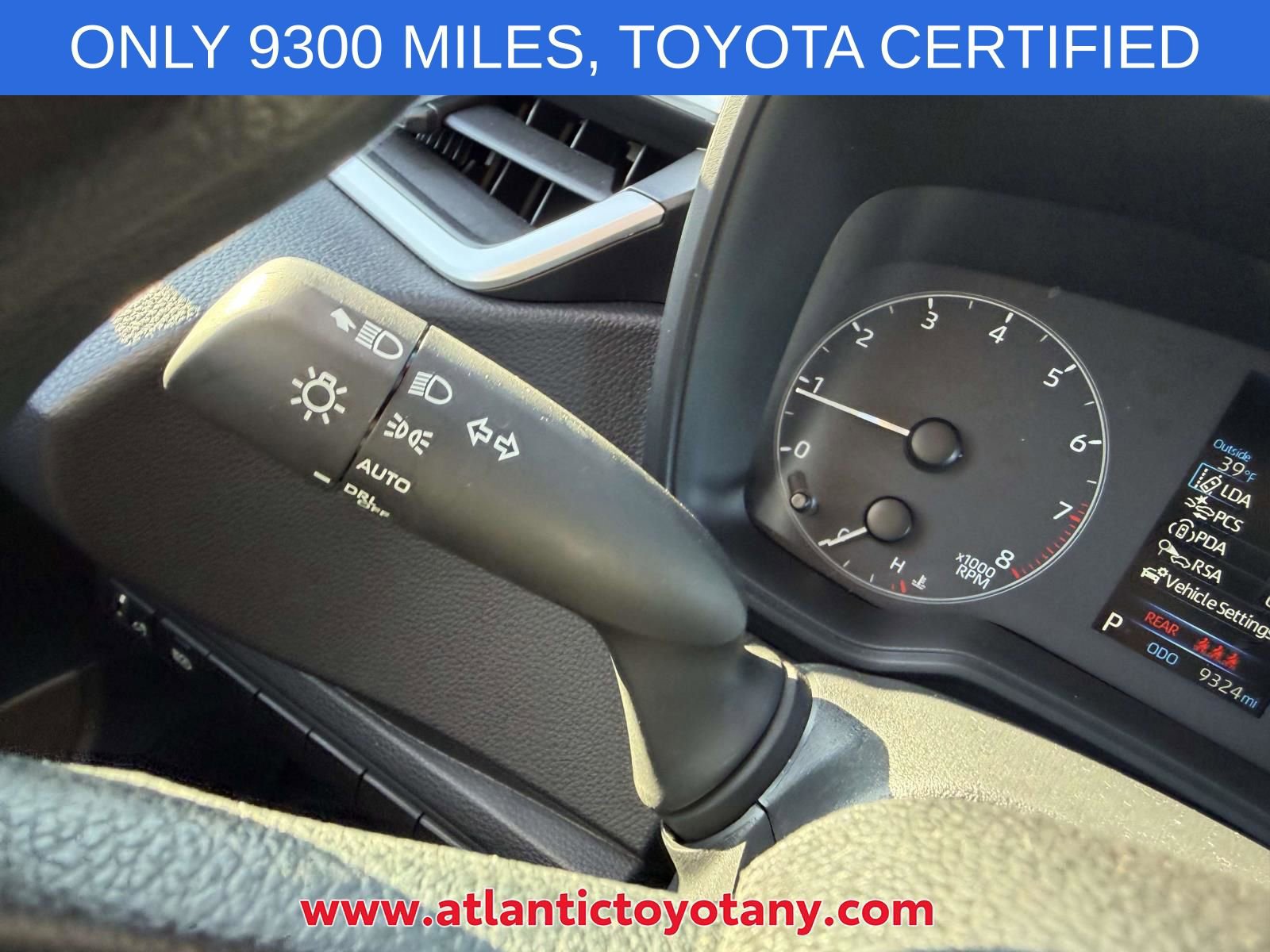 Certified 2024 Toyota Corolla LE FWD image 31