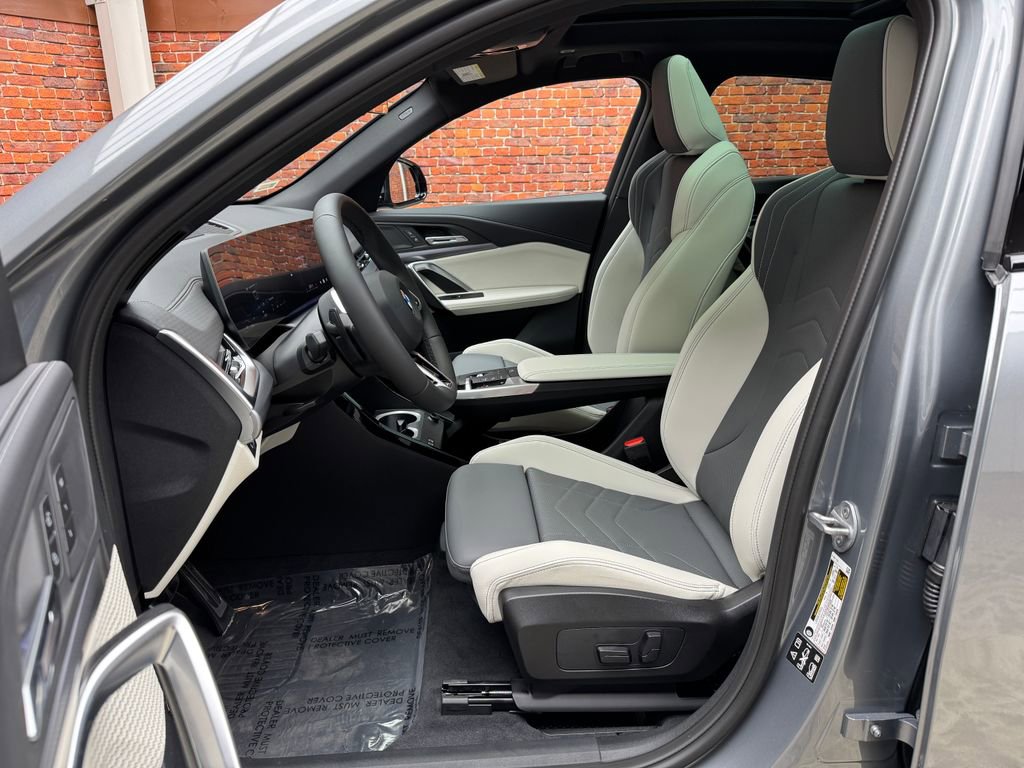 New 2026 BMW X2 xDrive28i image 23