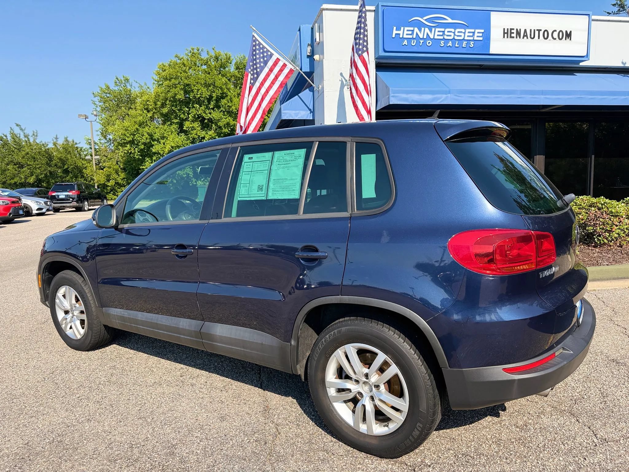 Used 2012 Volkswagen Tiguan LE FWD image 16