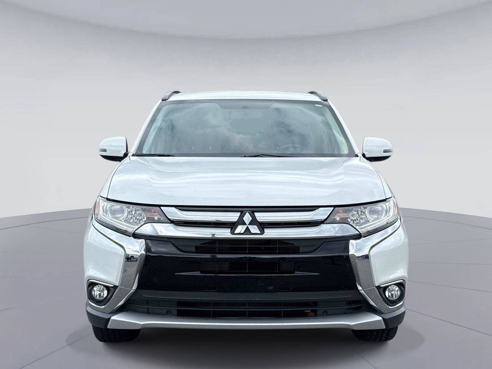 Used 2016 Mitsubishi Outlander SEL FWD image 8
