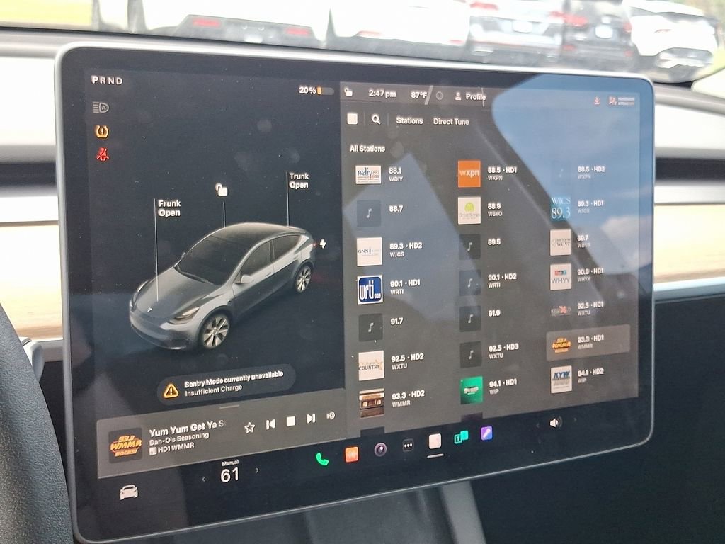 Used 2022 Tesla Model Y Long Range image 18