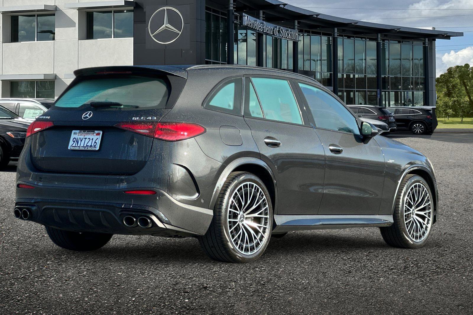 Used 2024 Mercedes-Benz GLC 43 AMG 4MATIC image 4