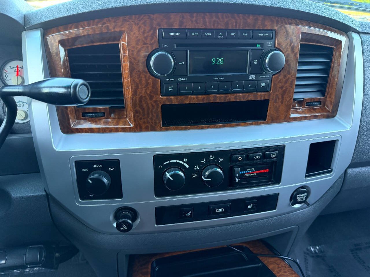 Used 2006 Dodge Ram 2500 Truck Laramie AWD/4WD image 40