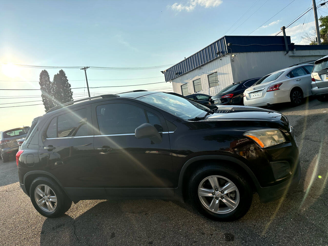 Used 2015 Chevrolet Trax LT w/ LPO, Cargo Package image 4