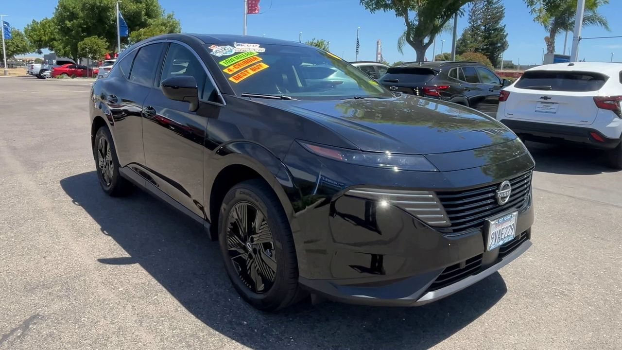 Used 2025 Nissan Murano SV