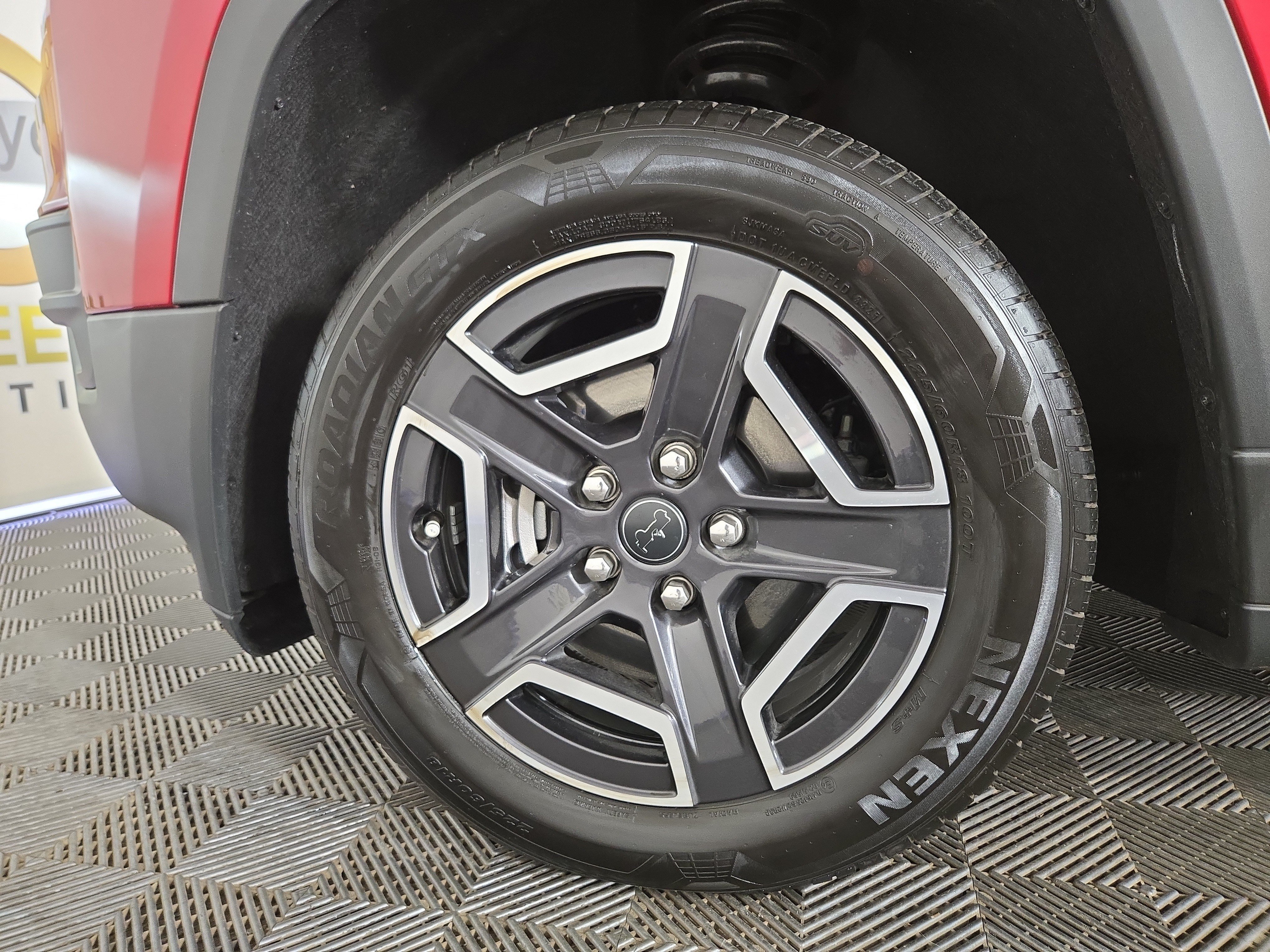 Used 2026 Jeep Cherokee Limited AWD/4WD image 33