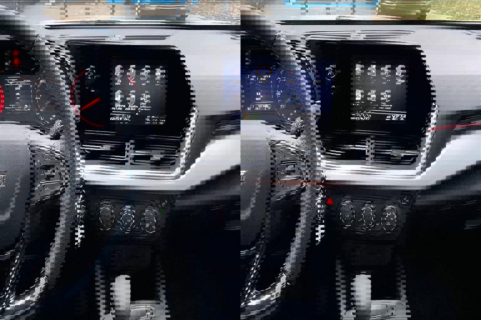 Certified 2025 Chevrolet Trax RS w/ Driver Confidence Package image 9