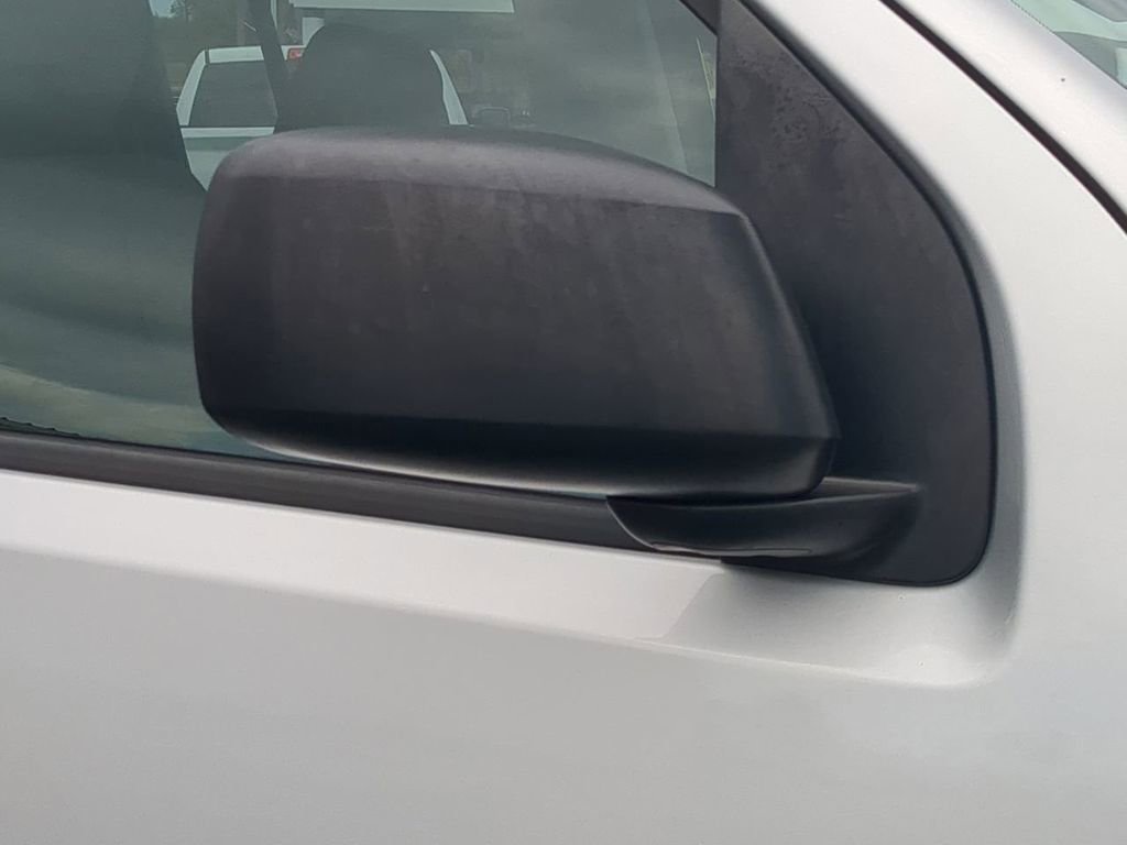 Used 2013 Nissan Xterra S w/ Value Package image 11