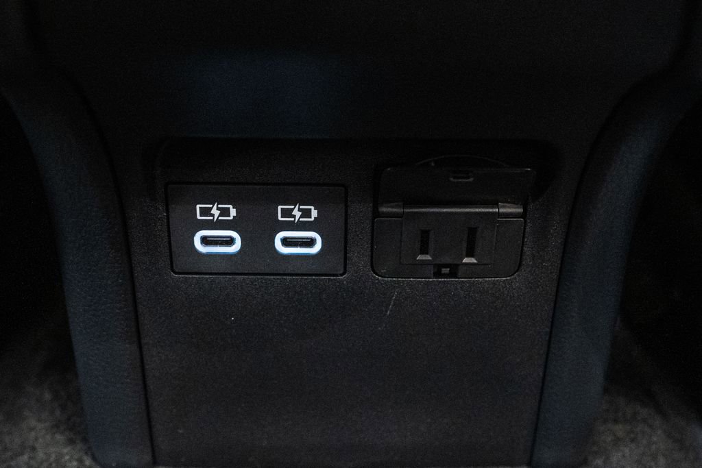 New 2026 Toyota Prius Plug-In Hybrid image 32