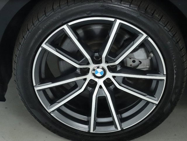 Used 2022 BMW 330i xDrive Sedan w/ Premium Package 2 image 39