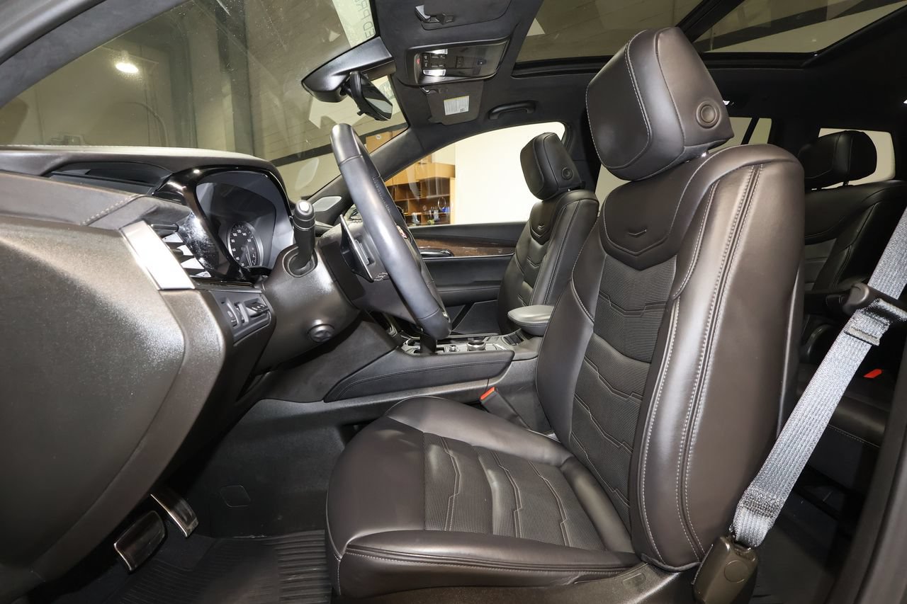 Used 2024 Cadillac XT6 Sport w/ Platinum Package AWD/4WD image 23