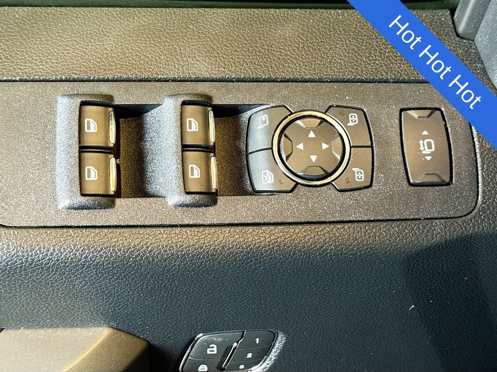 Used 2019 Ford F450 Platinum w/ Platinum Ultimate Package AWD/4WD image 17