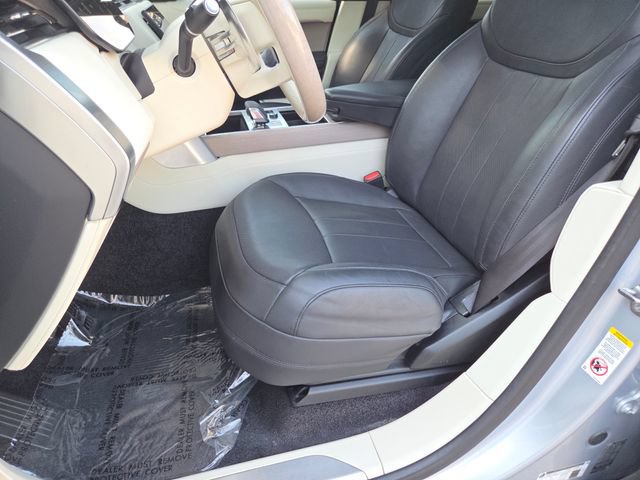 Used 2023 Land Rover Range Rover SE AWD/4WD image 8