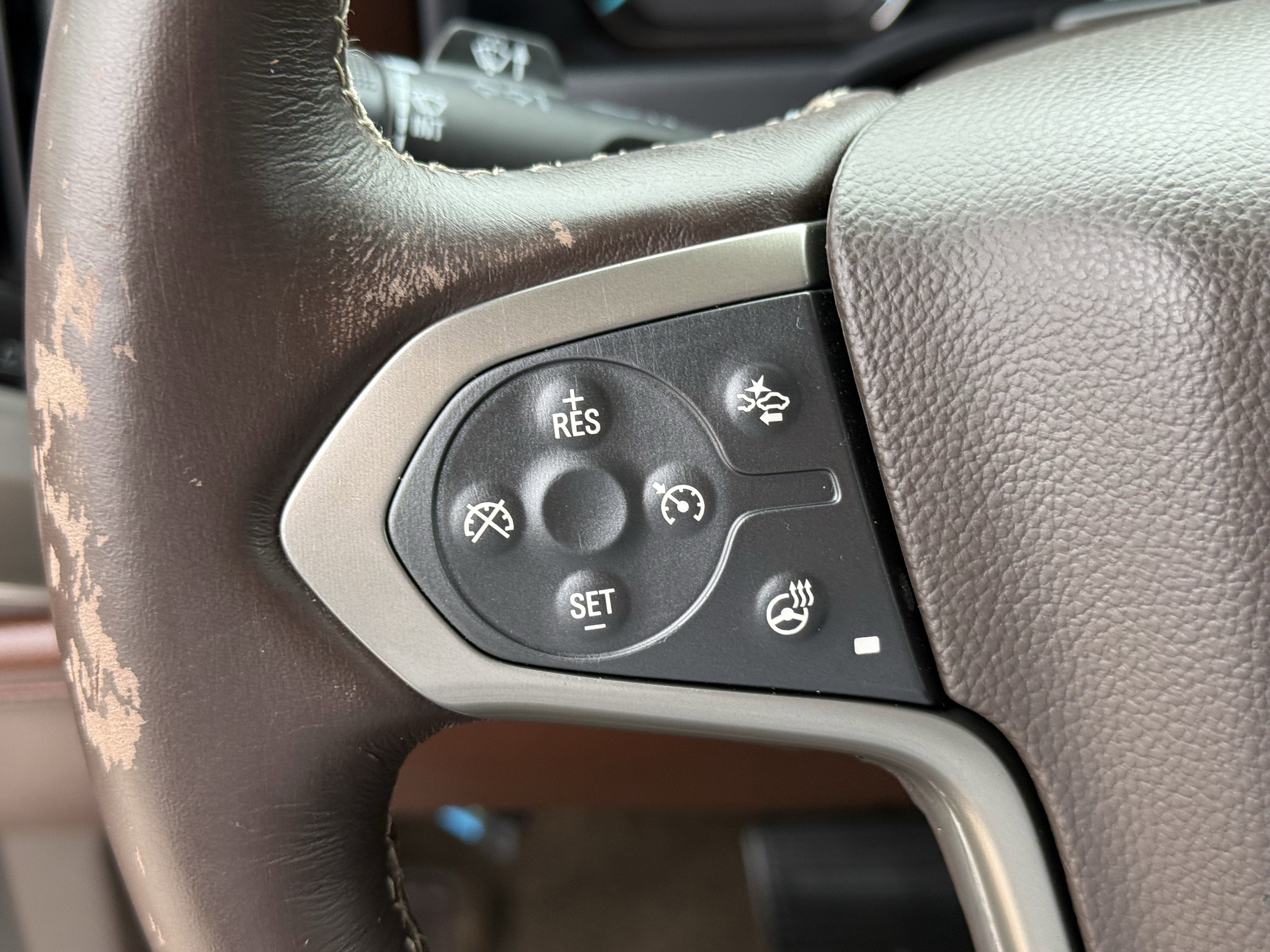 Used 2015 Chevrolet Silverado 1500 High Country w/ High Country Premium Package image 16