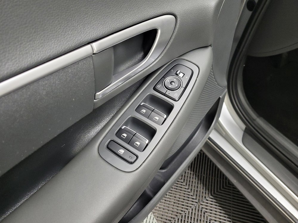 Used 2022 Hyundai Sonata SE image 27