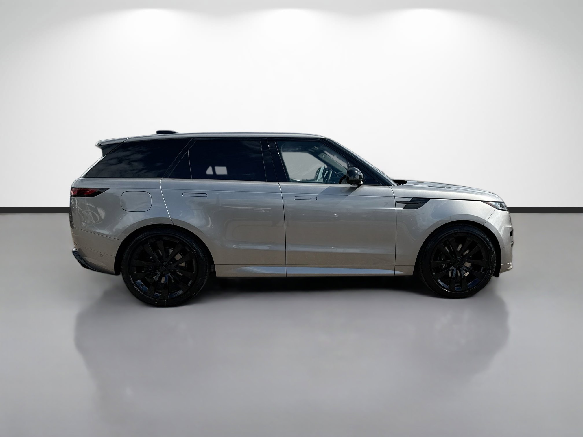 New 2026 Land Rover Range Rover Sport Dynamic SE image 6