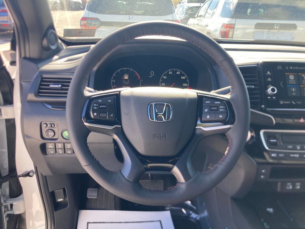 New 2026 Honda Ridgeline Black Edition image 11