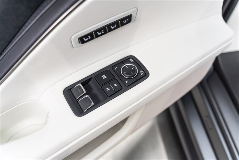 Used 2026 Lexus LC 500 Coupe w/ Inspiration Series RWD image 83