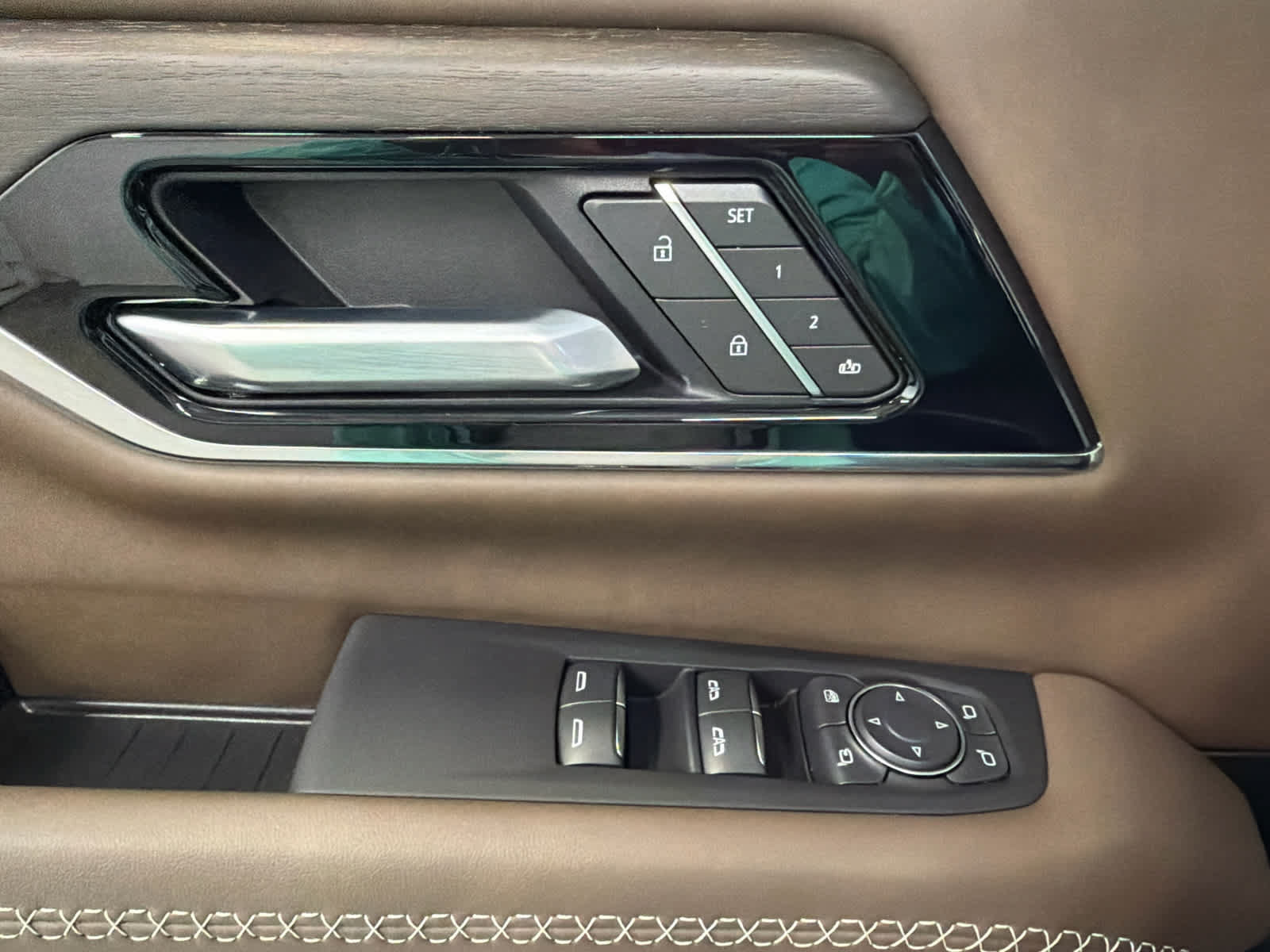 New 2026 GMC Yukon Denali Ultimate AWD/4WD image 19