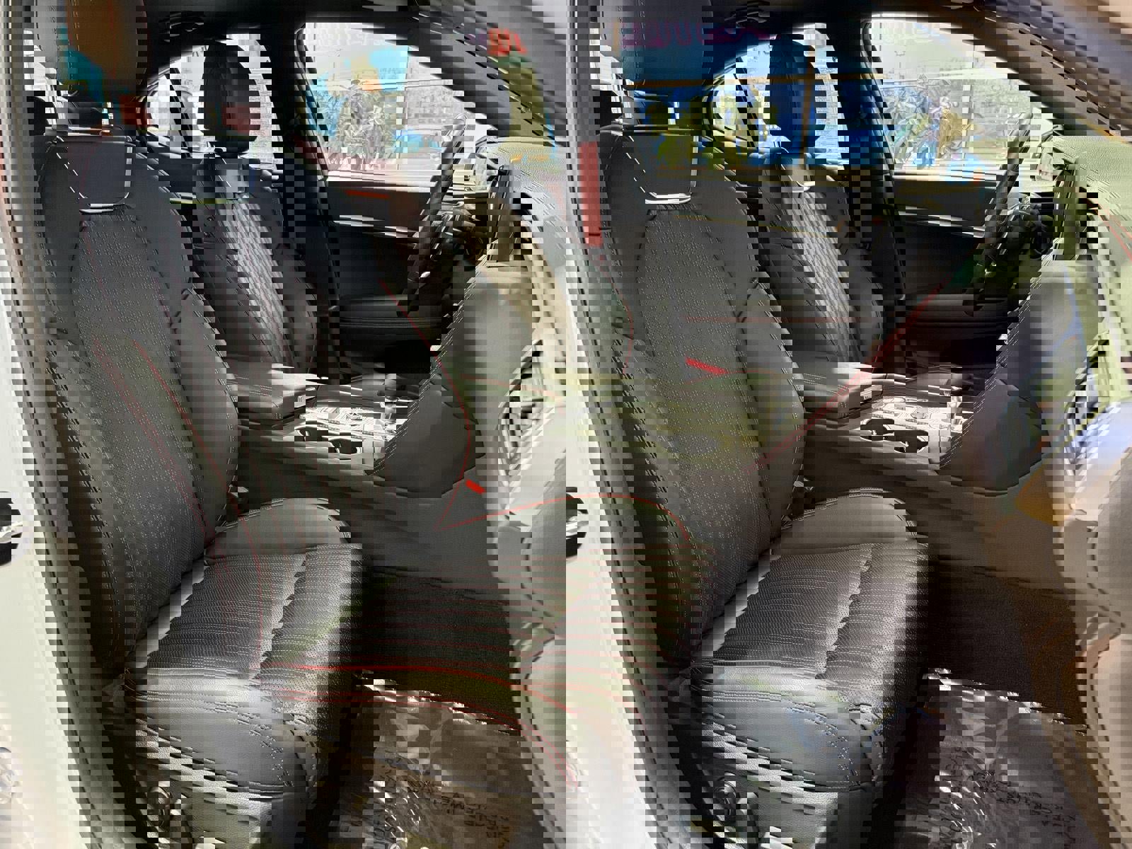 Used 2023 Genesis G70 2.0T w/ Sport Prestige Package image 31