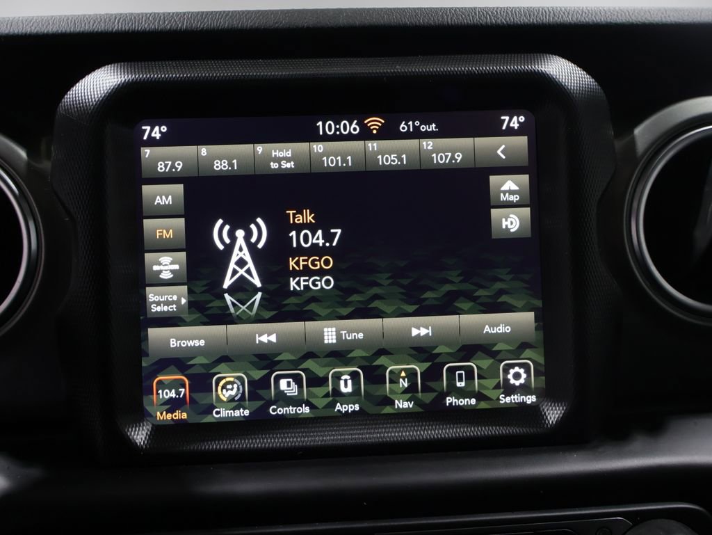 Used 2021 Jeep Gladiator Overland AWD/4WD image 23
