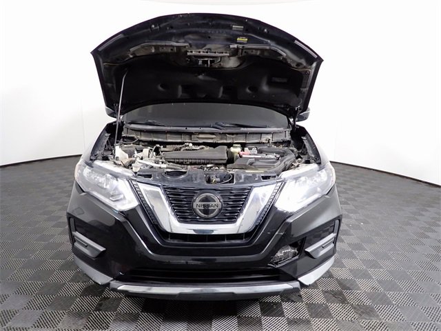 Used 2020 Nissan Rogue SV image 7