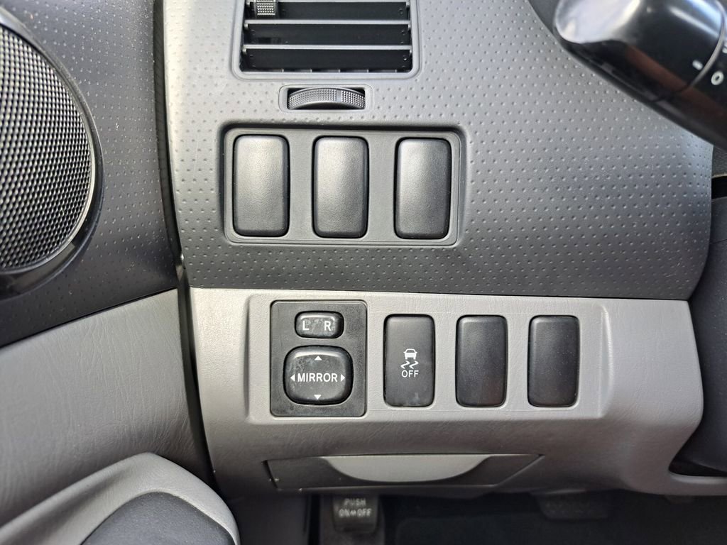 Used 2012 Toyota Tacoma PreRunner w/ Convenience Pkg RWD image 12