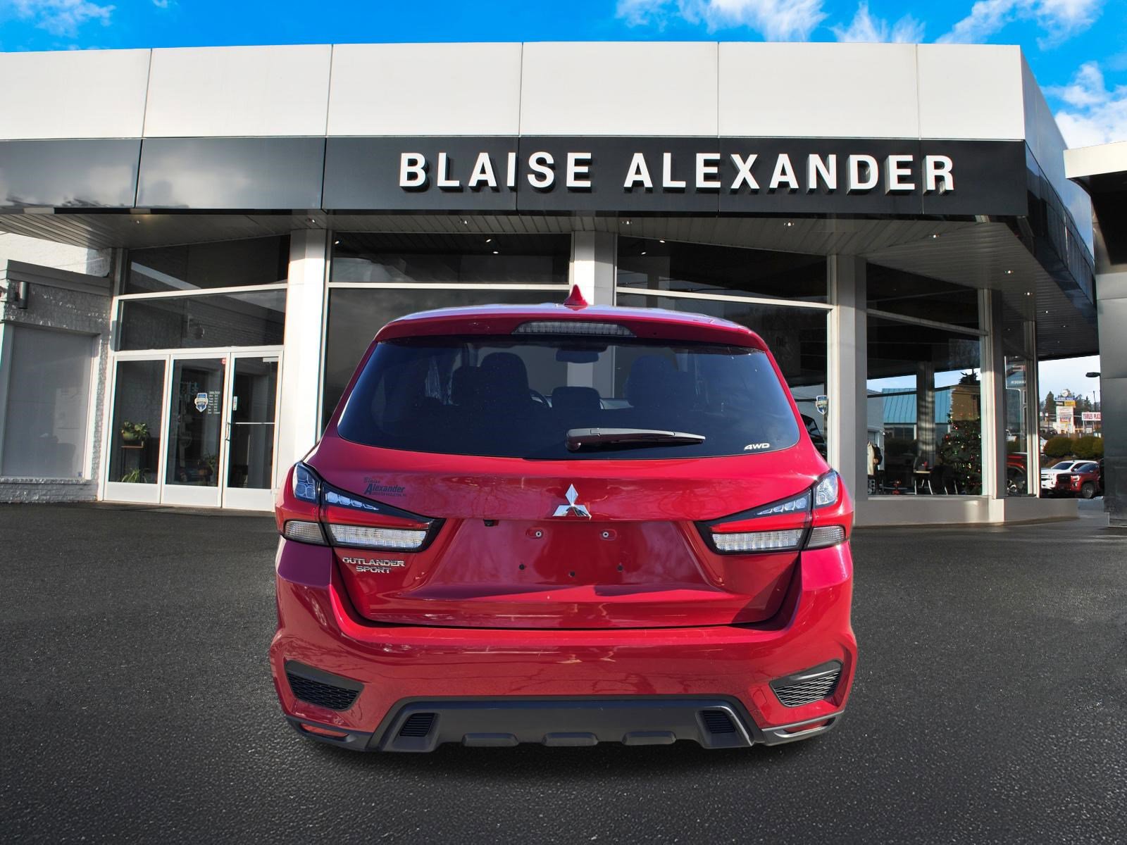 Used 2025 Mitsubishi Outlander Sport ES image 4