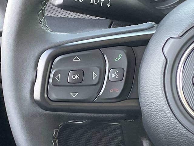 Used 2026 Jeep Gladiator Rubicon AWD/4WD image 12
