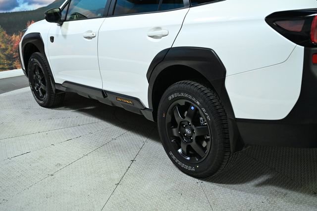 Certified 2025 Subaru Outback Wilderness w/ Wilderness Package image 8