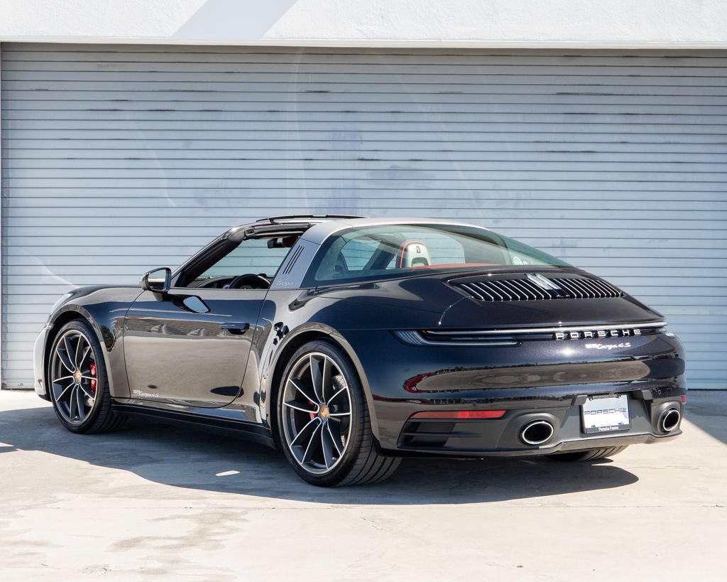 Certified 2024 Porsche 911 Targa 4S AWD/4WD image 3