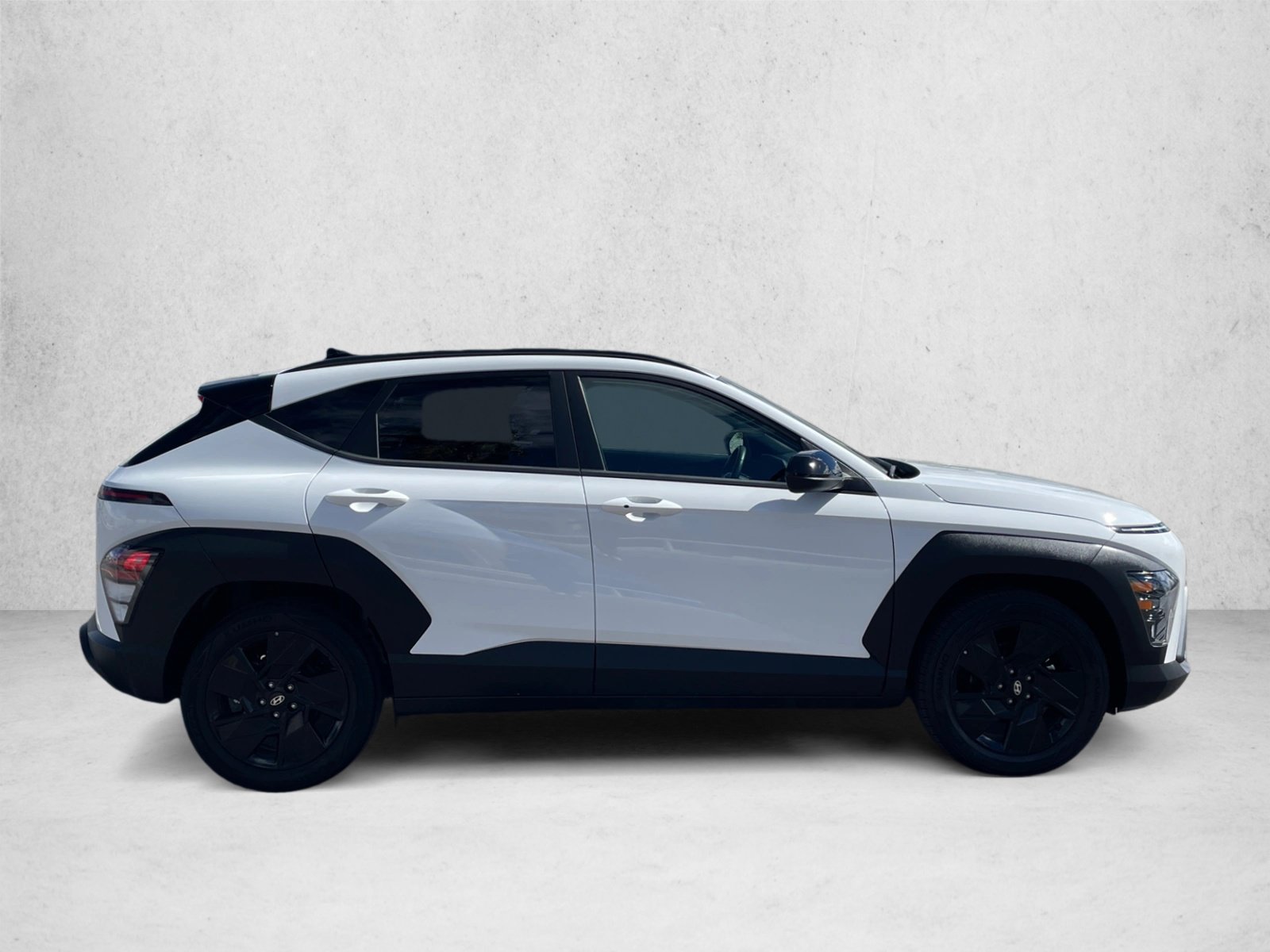 Used 2026 Hyundai Kona SEL Sport FWD image 4
