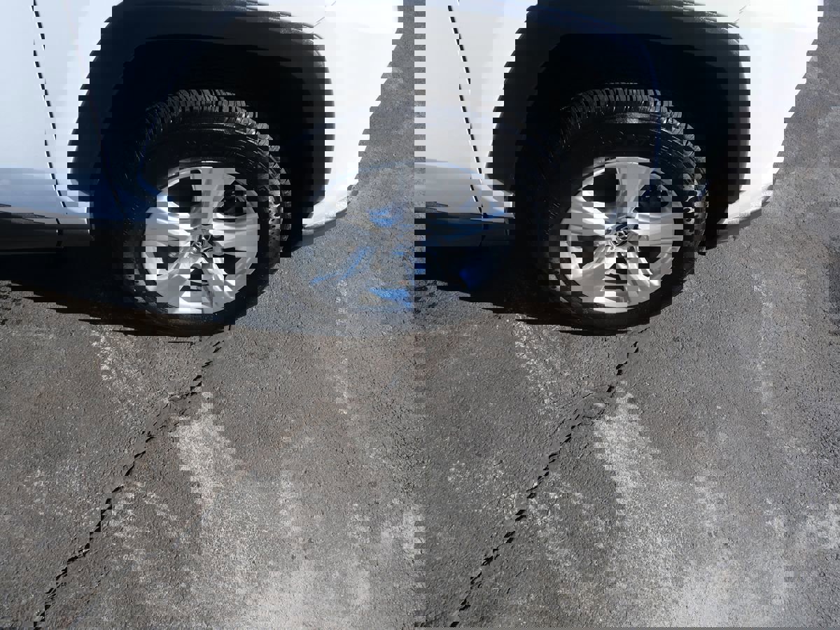 Used 2020 Toyota RAV4 LE image 32