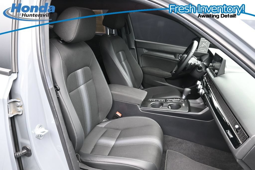 Used 2025 Honda Civic Sport image 12