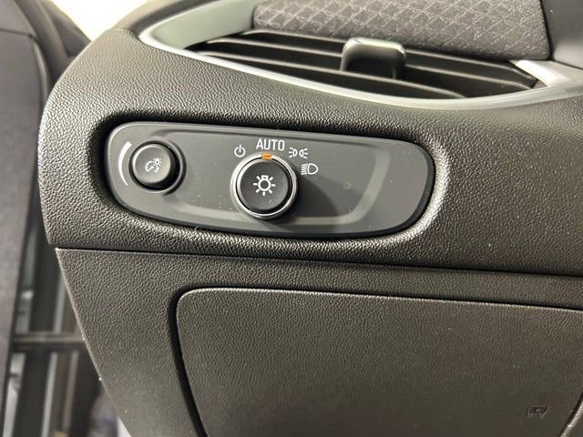 Used 2024 Chevrolet Malibu LS FWD image 21