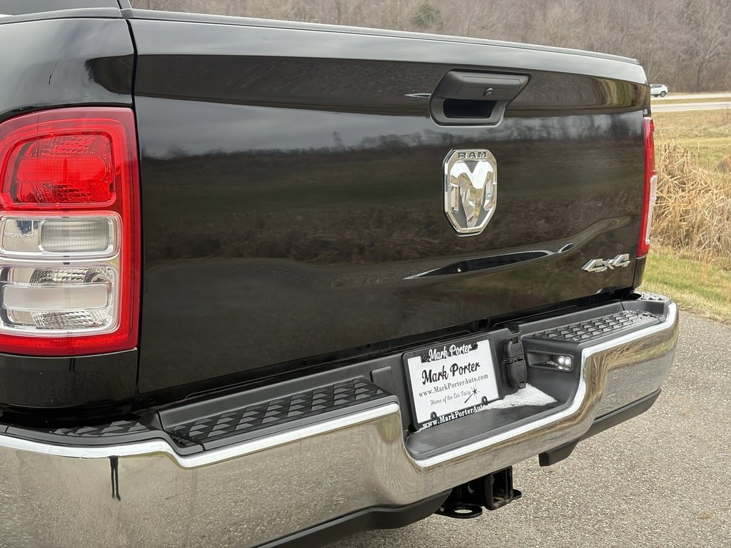 Used 2024 RAM 2500 Tradesman w/ Chrome Appearance Group image 11