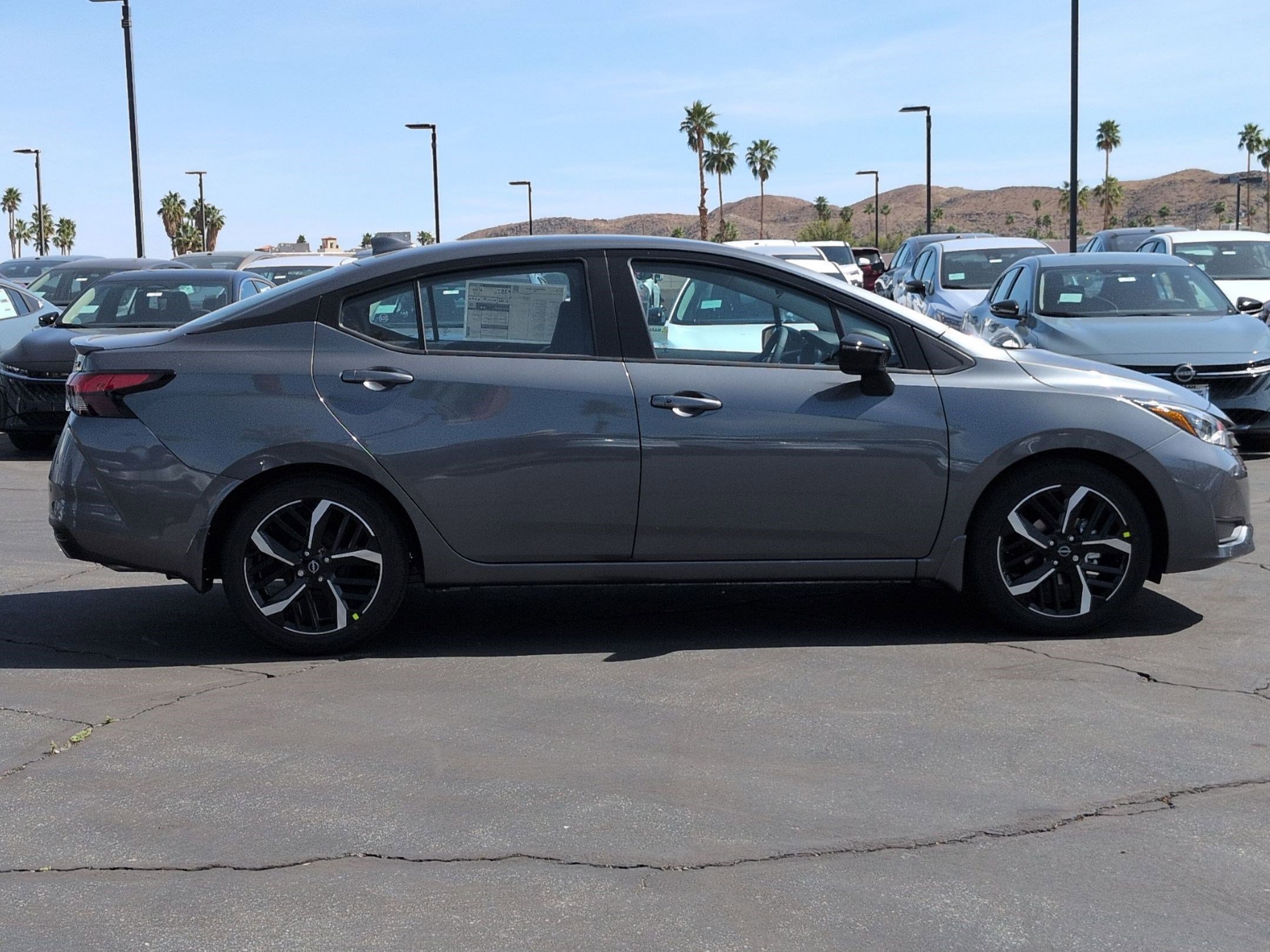 New 2025 Nissan Versa SR w/ Trunk Package image 5