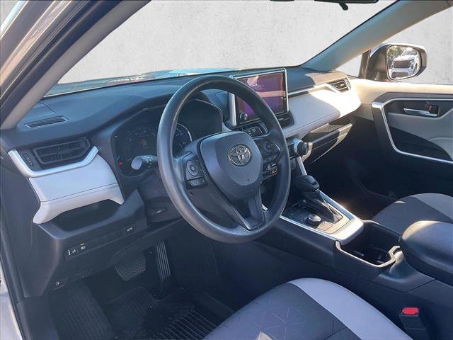 Used 2025 Toyota RAV4 XLE w/ Convenience Package AWD/4WD image 14
