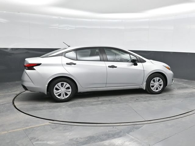 Used 2025 Nissan Versa S w/ Trunk Package FWD image 4