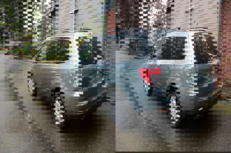 Used 2012 Subaru Forester 2.5X Limited image 4