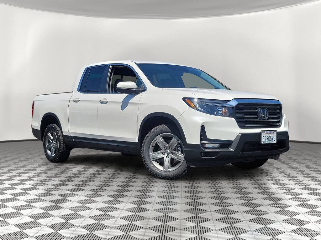 Certified 2023 Honda Ridgeline RTL image 2