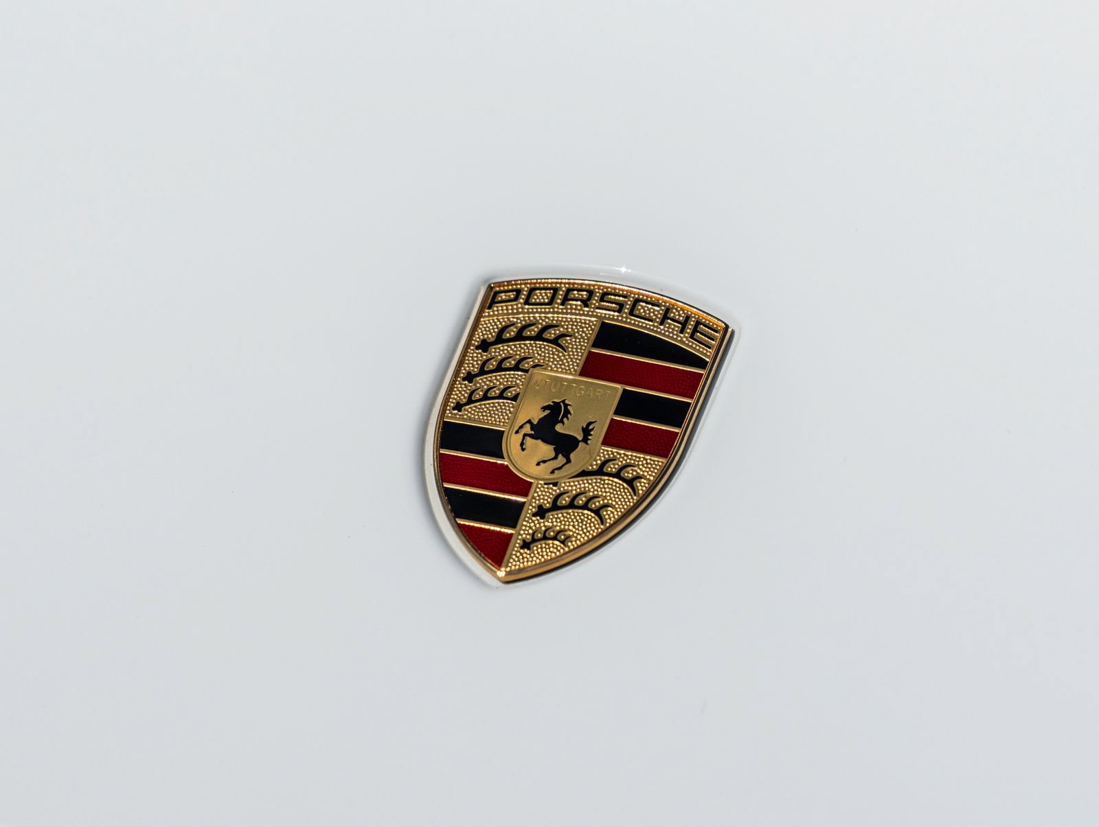 Certified 2026 Porsche Macan AWD/4WD image 18