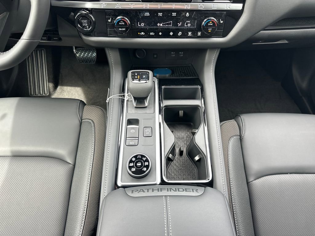 New 2026 Nissan Pathfinder SL w/ SL Premium Package AWD/4WD image 28