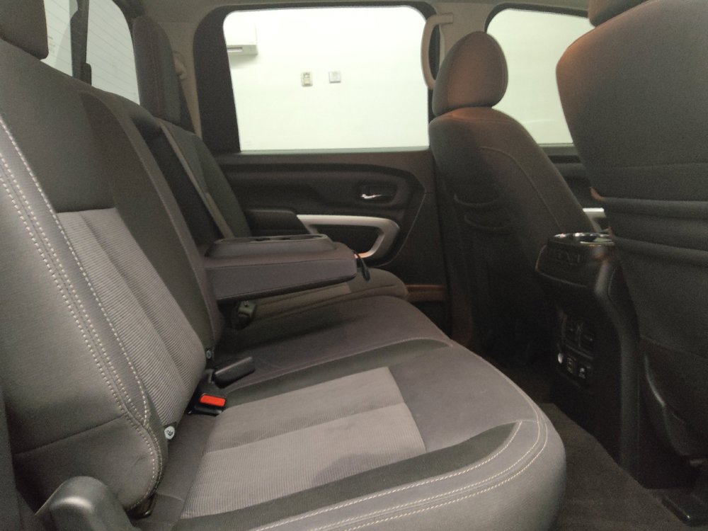 Used 2021 Nissan Titan SV w/ SV Convenience Package AWD/4WD image 19