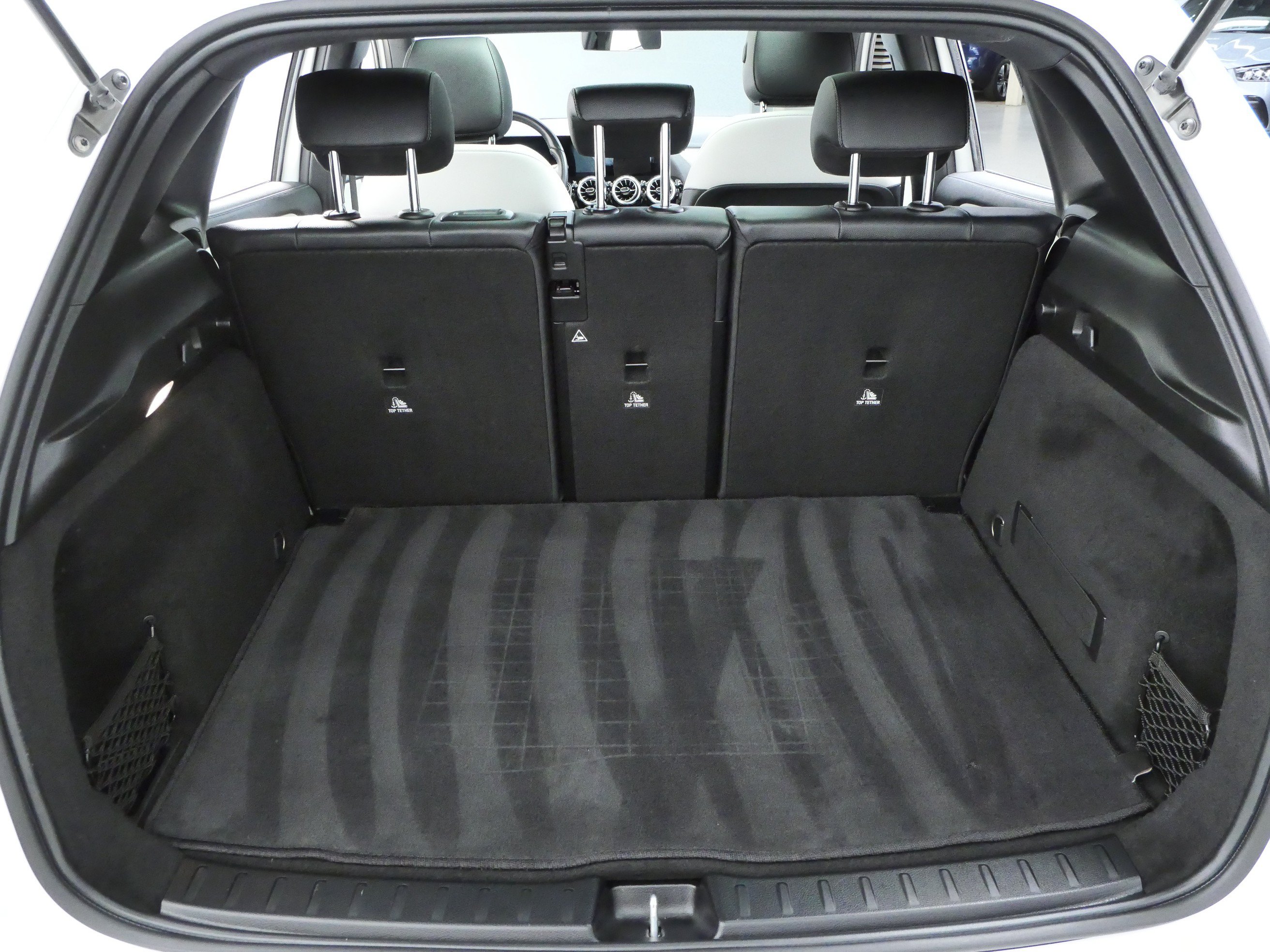 Used 2022 Mercedes-Benz GLA 250 4MATIC image 9