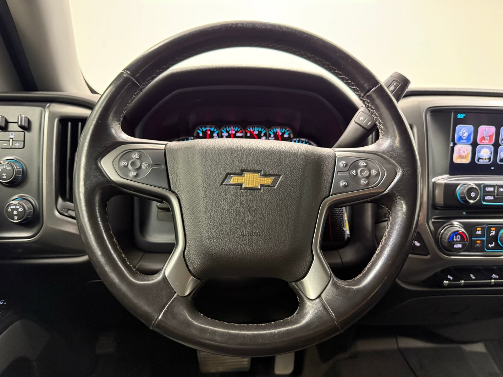 Used 2018 Chevrolet Silverado 1500 LT w/ All Star Edition AWD/4WD image 21