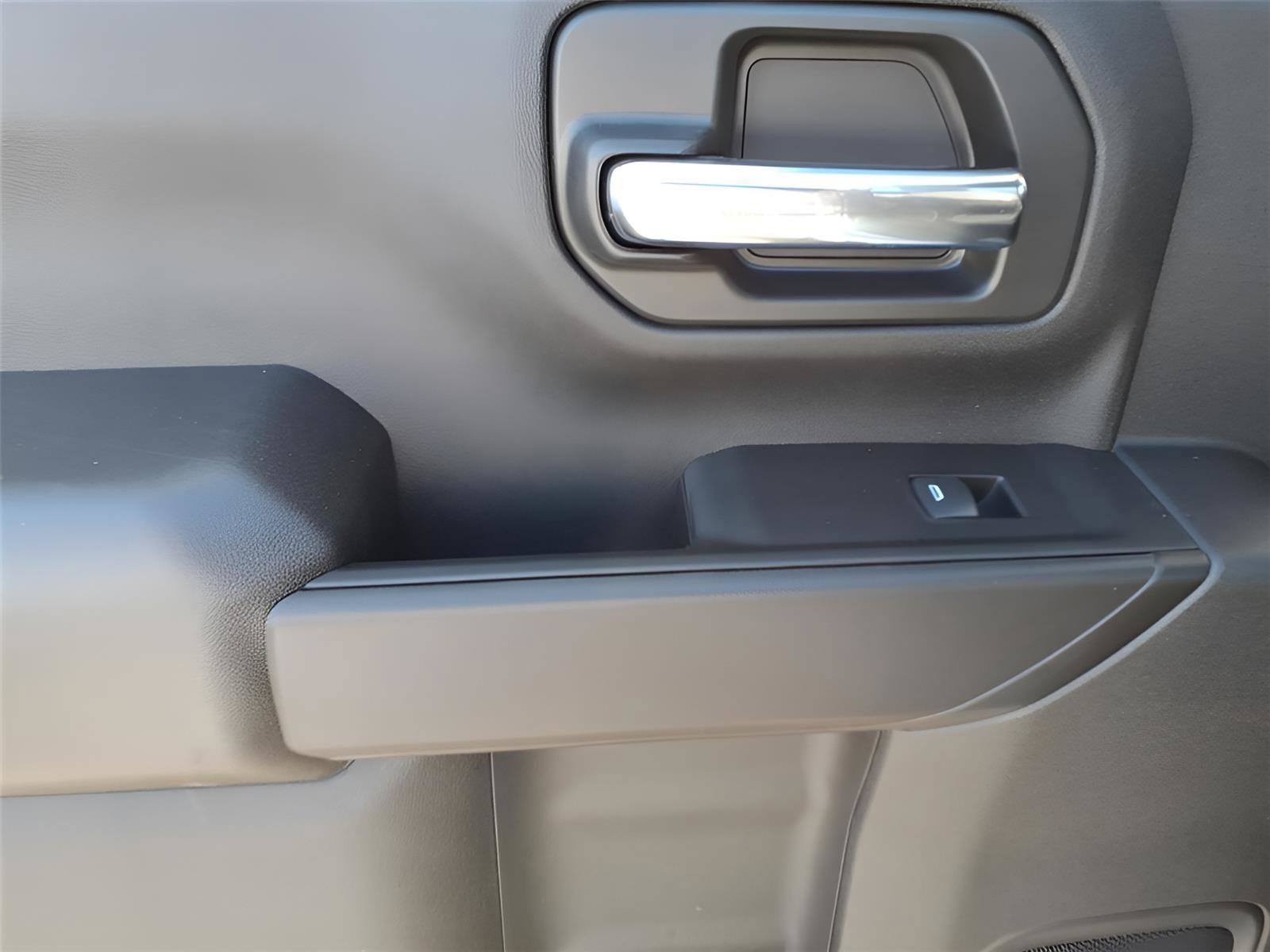 New 2026 Chevrolet Silverado 2500 Custom w/ Custom Value Package image 10